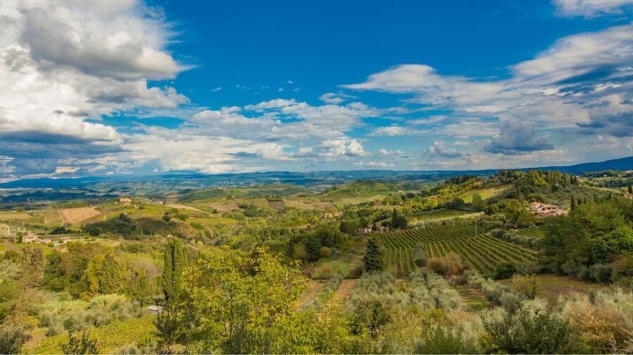 Florence Countryside 2.5h Premium E-Bike Tour + Photo Shoot - Who Should Consider This Tour?