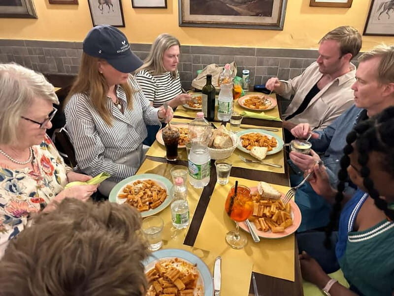 Florence: Street Food Tour with Wine & Local Guide - Exploring Florence’s Iconic Landmarks