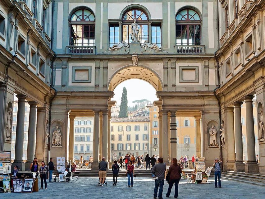 Florences Accademia: Michelangelos David & Renaissance Art - FAQ