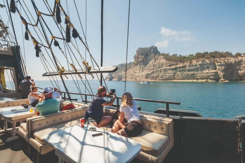 From Antalya/Kemer: All-Inclusive Party Boat with Lunch - Activities and Entertainment