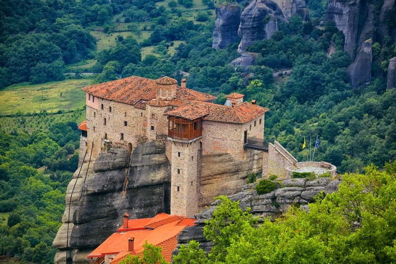 From Athens: Meteora Monasteries and Hermit Caves Tour - What to Expect on the Tour