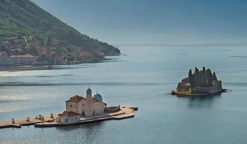 From Dubrovnik: Montenegro Day Trip with Boat Cruise - Perast: A Small Town with Big Charm