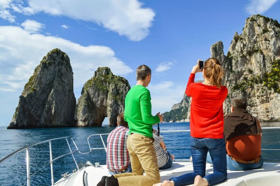 From Naples: Capri Guided Tour with Ferry Tickets & Minibus - Why the Guided Tour Works