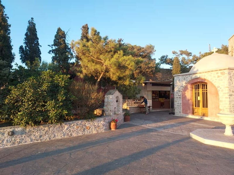 From Oia & Thera: Santorini Villages Guided Tour with Pickup - Practical Considerations