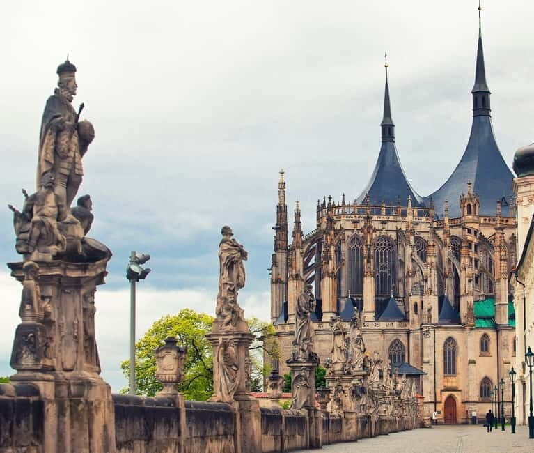 From Prague: Kutná Hora, Bone Church & Folk Museum Tour - Who This Tour Is Best For
