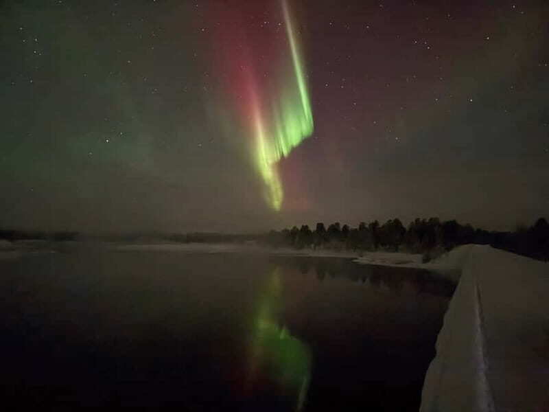 From Saariselkä: Aurora Hunting Tour with Campfire & Snacks - An Introduction to the Experience