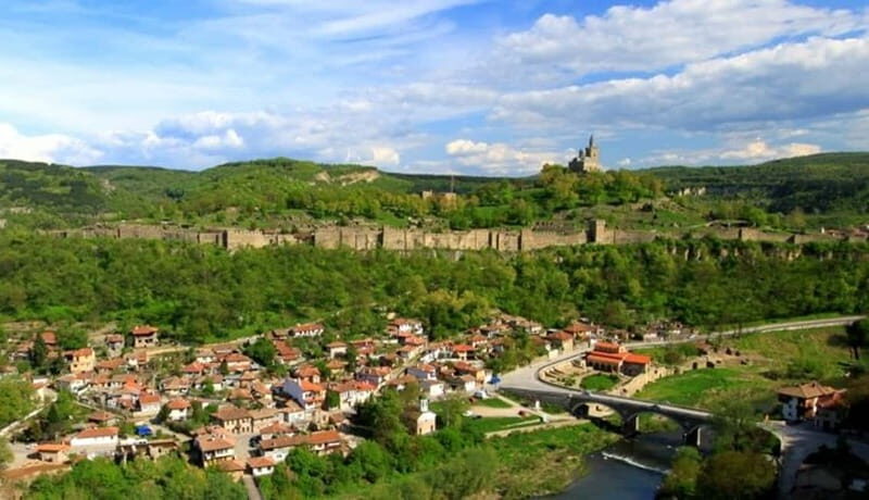 From Sofia: Veliko Tarnovo and Arbanasi - Authentic Highlights and Authenticity
