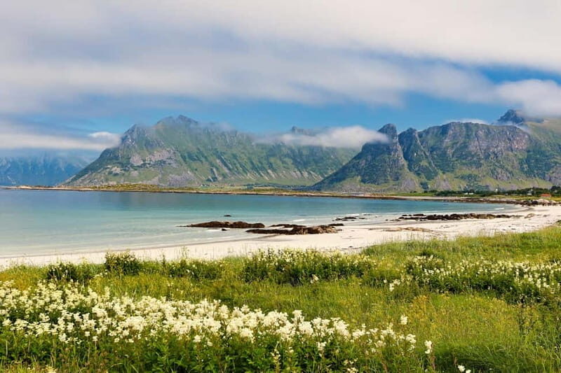 From Svolvaer: 2-Day Lofoten Highlights Photo Tour - Who Should Consider This Tour?
