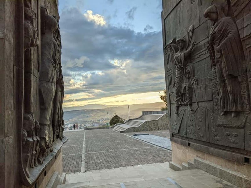 From Tbilisi: Chronicles of Georgia, Jvari & Mtskheta Tour - What Makes This Tour Stand Out