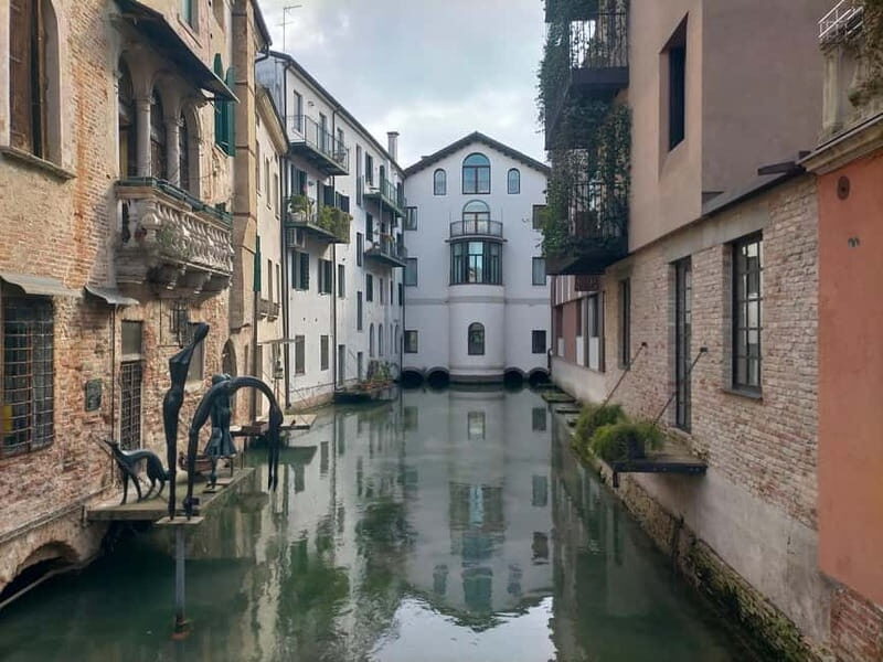 From Venice: Prosecco Tasting and Walking Tour of Treviso - Visiting a Family-Run Winery