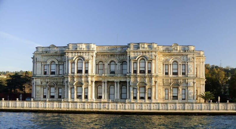Full-Day Tour with 2 Continents in 1 Day - Exploring the Itinerary