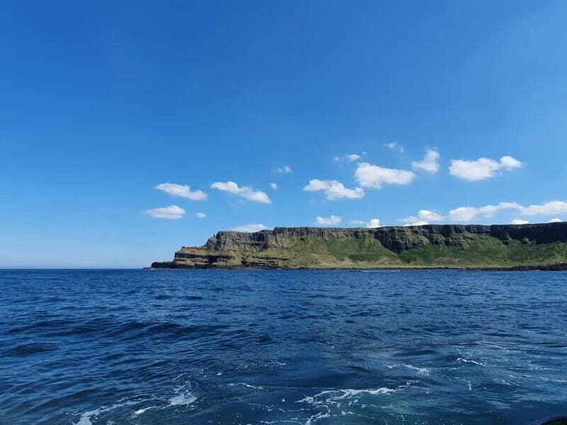 Giant's Causeway Private Tour by Five Star Luxury Transfers - Black Cab Tour (1.5 hours)