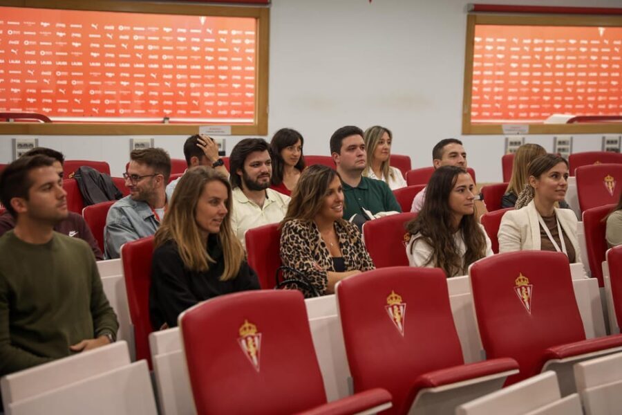Gijon : El Molinón Stadium Guided Tour - Pricing and Value