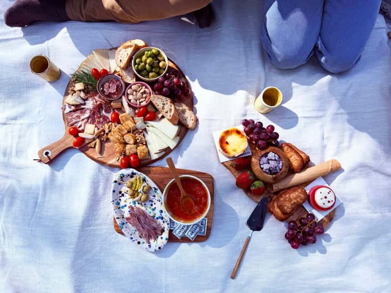 Gourmet Spanish Tapas Picnic in Retiro Park (Private) - The Itinerary and What to Expect
