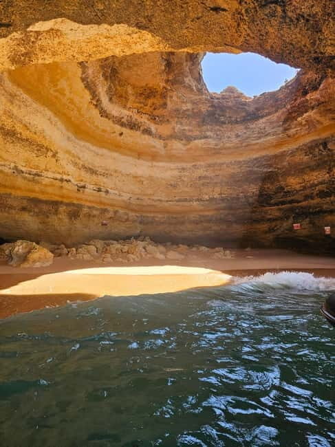 Gruta de benagil e praia da marinha e lugares secretos - The Value of This Experience