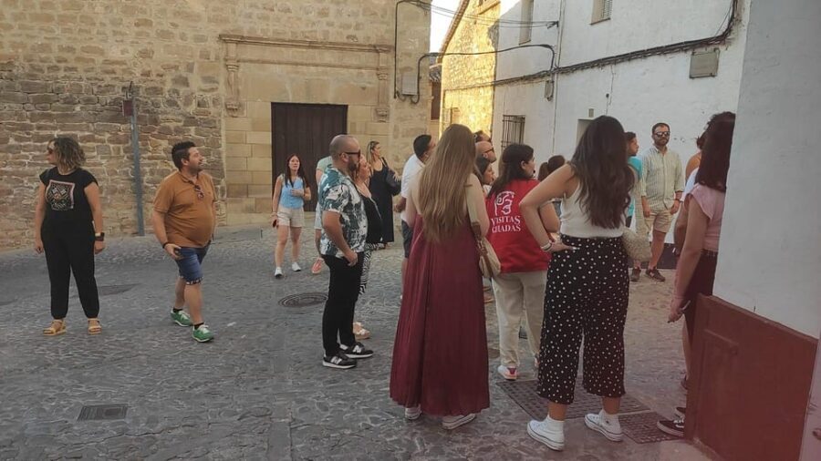 GUIDED VISIT TO BAEZA with entrance tickets to monuments - The Experience in Detail