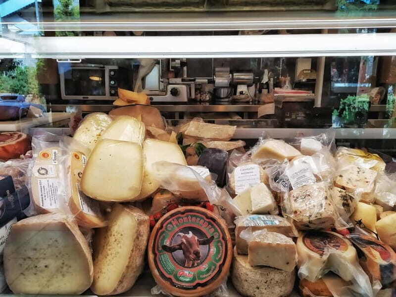 Guided Walking Tour of Sorrento with Limoncello Tasting - The Itinerary in Detail