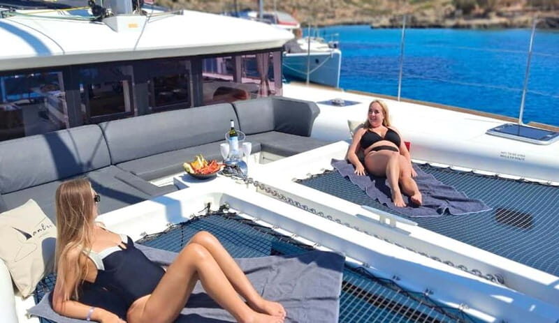Heraklion: Luxury Cruise to Dia with Dinner & Free Transfer - Gourmet Dinner with Sunset Views