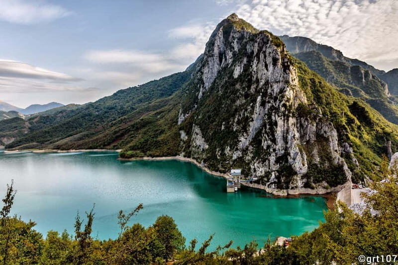 Hiking from Tirana: Discover the Stunning Bovilla Lake Views - The Experience: What Travelers Say