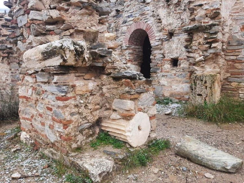 Hiking in Athens: The Dragon House of Mount Hymettus - Exploring the Rocky Trails of Mount Hymettus