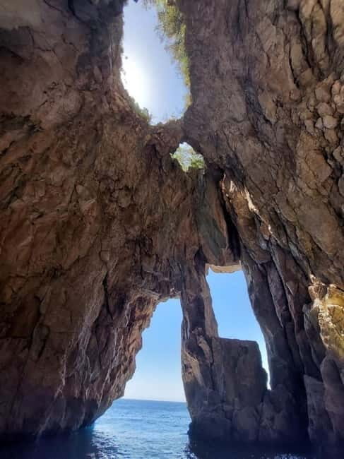 Himare: Pirates Cave Boat Tour:Lets swim to the caves - What to Expect and Practical Tips