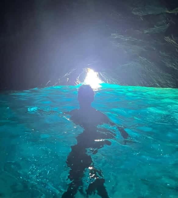 Hvar gems: Cave, Stiniva, Jelsa, Zeevo, beach restaurant - FAQ