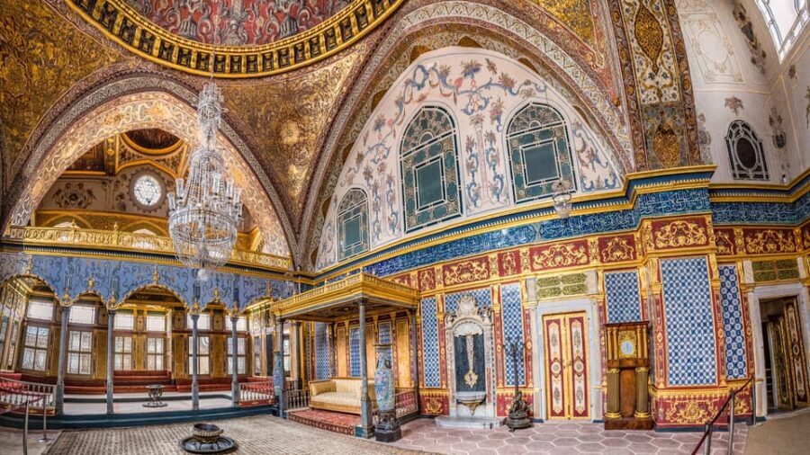 Istanbul: Topkapi Palace Tour with Skip the ticket lines - FAQ