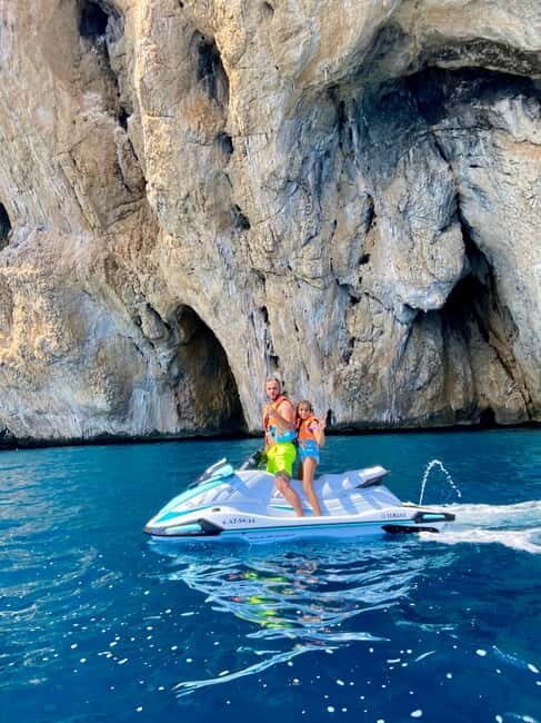 Jet ski excursion to the Albir Lighthouse - What the Tour Entails: A Step-by-Step Breakdown