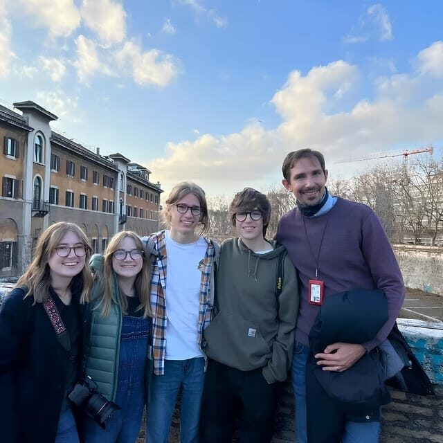 Jewish Ghetto Walking Tour with gelato - Key Points
