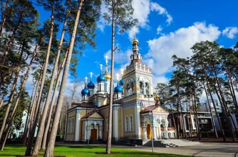 Jurmala,Kuldiga,Ragaciems Beach, Kemeri N park, Food & Drink - What Makes This Tour Stand Out?