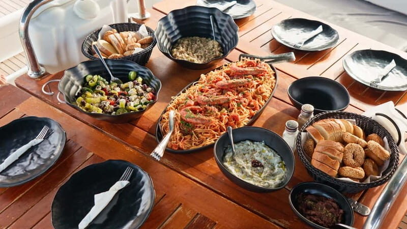 Kissamos: Balos & Gramvousa Sailing Cruise with Meal - The Stop at Gramvousa Island