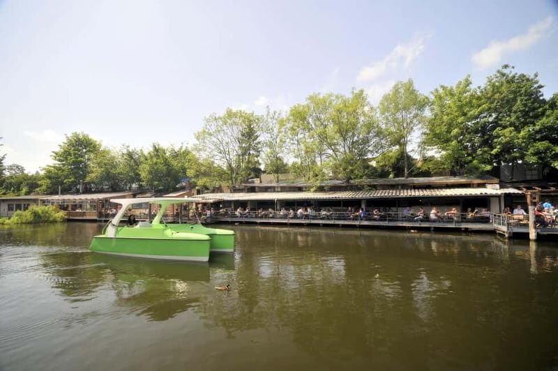 Köpenick Berlin: Self-Drive Boat Tour for up to 8 people - What’s Unique About This Tour