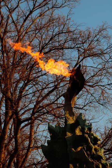 Krakow's legends and stories - Walking Guided Tour - Detailed Breakdown of the Tour Experience