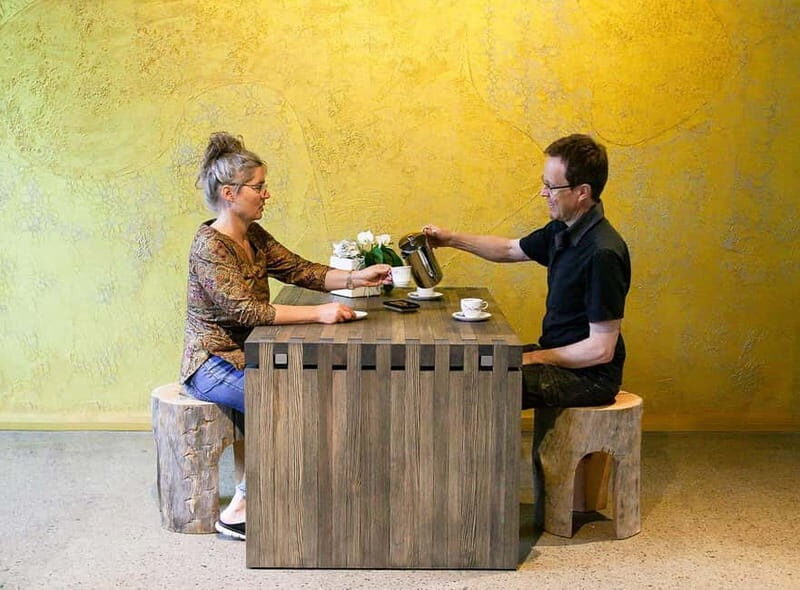 Kuopio: Vegetarian Lunch with Local Power Couple - Who Will Love This Experience?