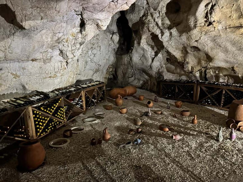 Kutaisi: Tskaltubo Town and Tetra Caves with Wine Tasting - Practical Details and Value