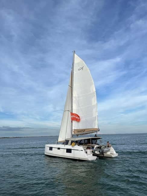 La Flotte en Ré - 4 hrs Sailing Catamaran Half-Day Cruise - A Closer Look at the Experience