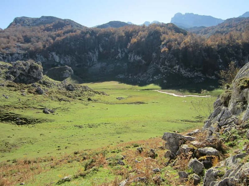 Lakes of Covadonga and Sanctuary of Covadonga: Guided and interpreted tour - The Practicalities: What Makes This Tour Stand Out