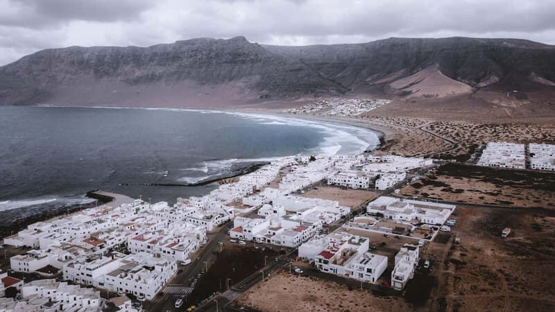 Lanzarote's First Surf School - 2-hour or 4-hour classes - In-Depth Experience Breakdown