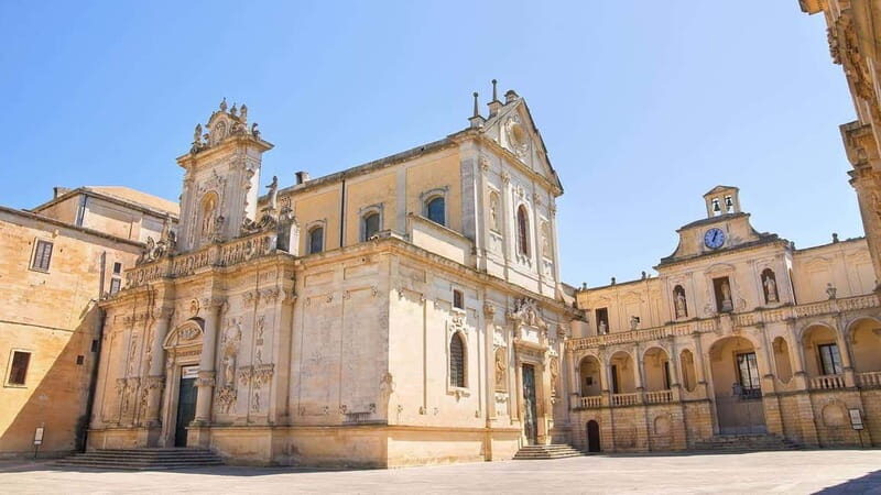 Lecce: Baroque Architecture and Underground Walking Tour - Visiting the Underground Jewish Museum