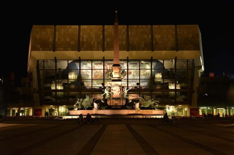 Leipzig night watchman reimagined: Evening tour 2.0: on the move Projections - Why This Tour Stands Out