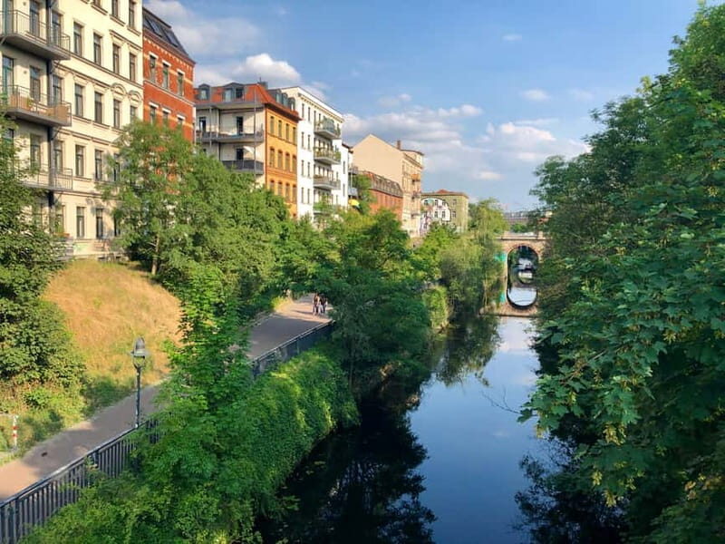 Leipzig: Ride a Segway & Explore the City - Tour in Spanish - Who Is This Tour Best Suited For?