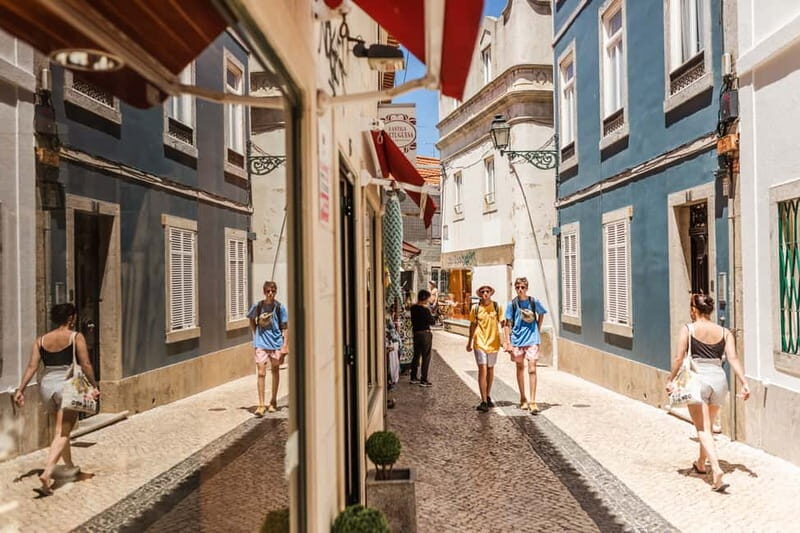 Lisbon: Highlights and Hidden Gems Private Tour with a Local - What Makes This Tour Stand Out?