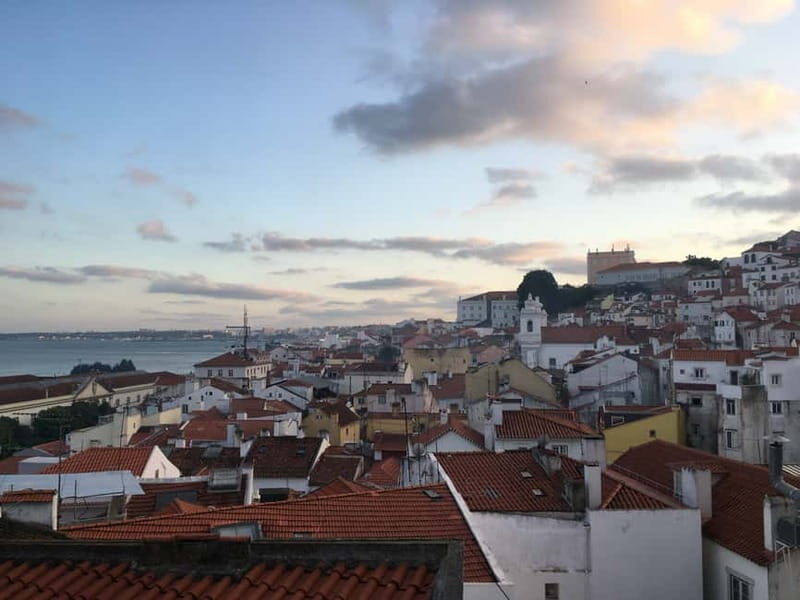 Lisbon Honda Pcx 125cc Rental from 4Hours-7 Days - The Rental Process: What to Expect
