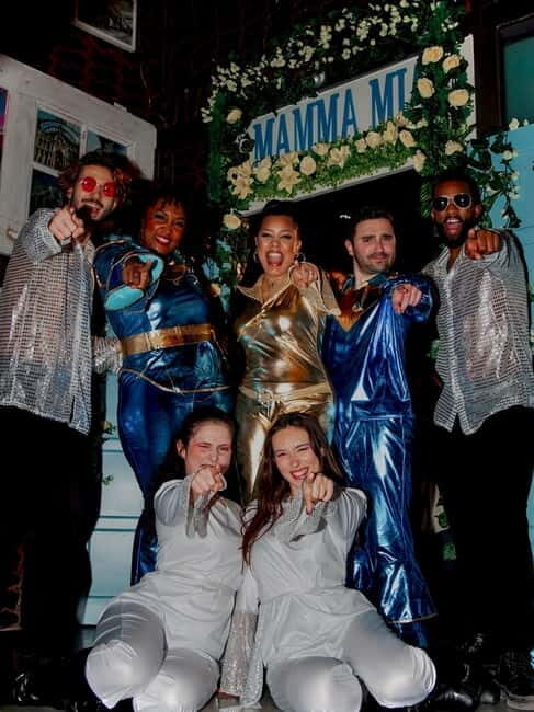 Lisbon: Mamma Mia Station Dinner Show with Drinks - Is It Worth the Cost?