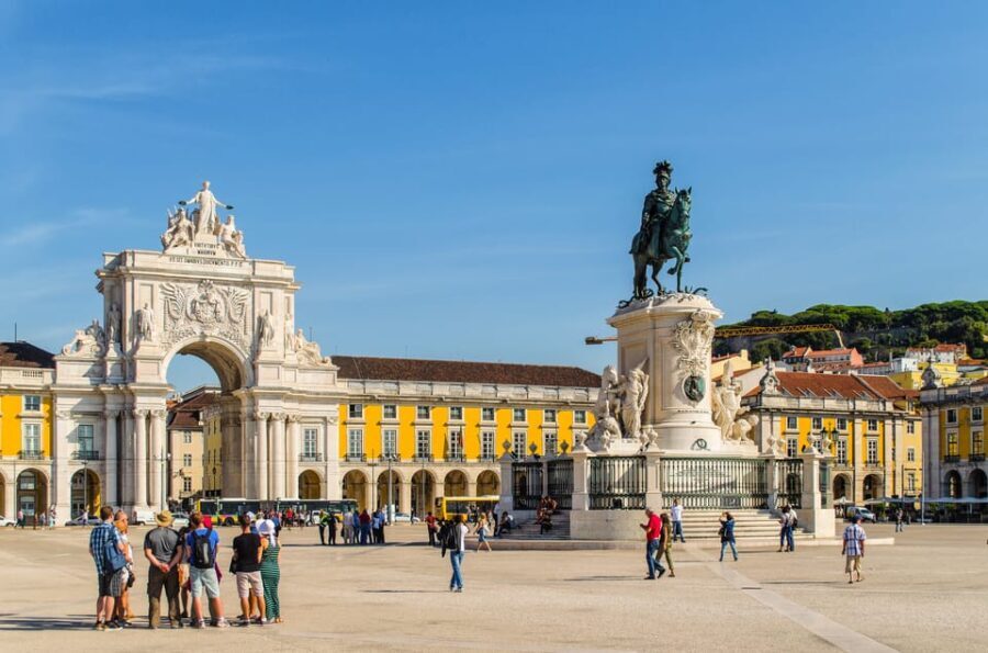 Lisbon: Private Grand Experience City Tour - Who This Tour Is Best For