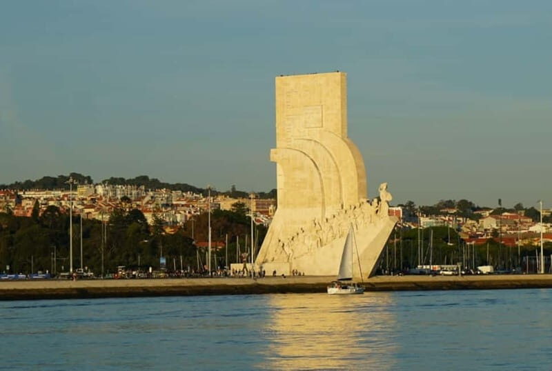Lisbon: Sailing Boat Tour with Drinks - The Experience on Board — Comfort and Atmosphere