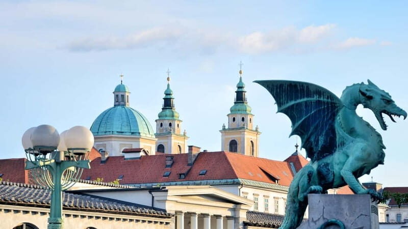 Ljubljana: Old Town Private Walking Tour with a Local Guide - Who Should Consider This Tour?
