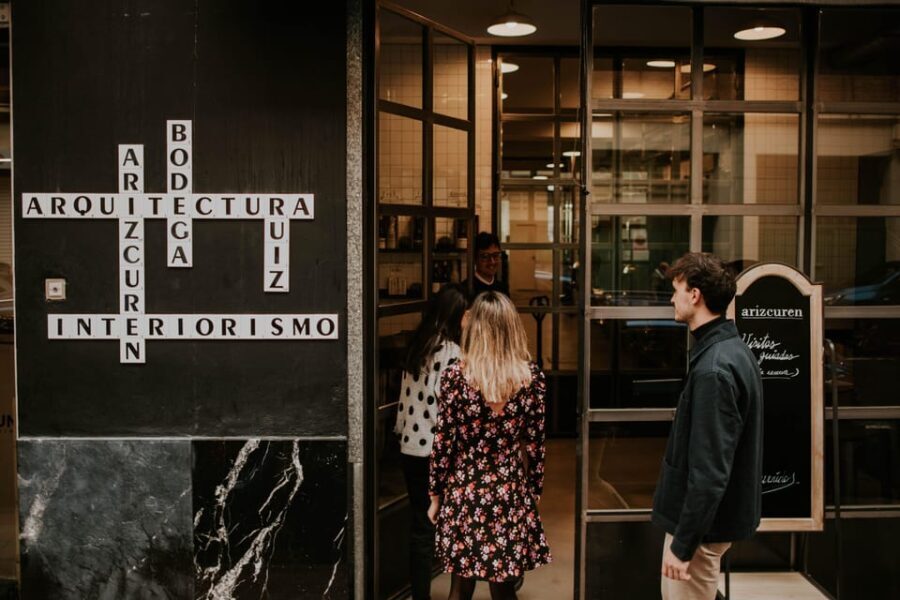 Logroño: Arizcuren Winery - The Guided Vineyard and Winery Tour