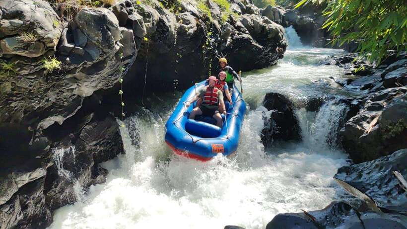 Lombok: Ride the Rapids for Unforgettable Rafting Adventure - What to Expect During Your Rafting Adventure