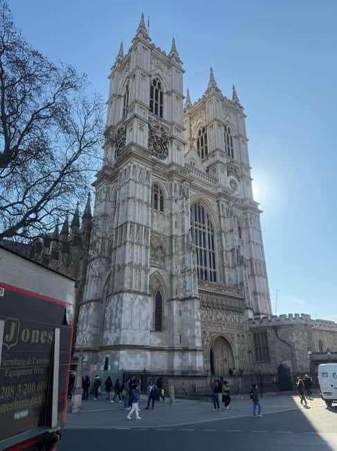 London: Big Ben to Tower Bridge Walking Tour - Why This Tour Delivers Good Value